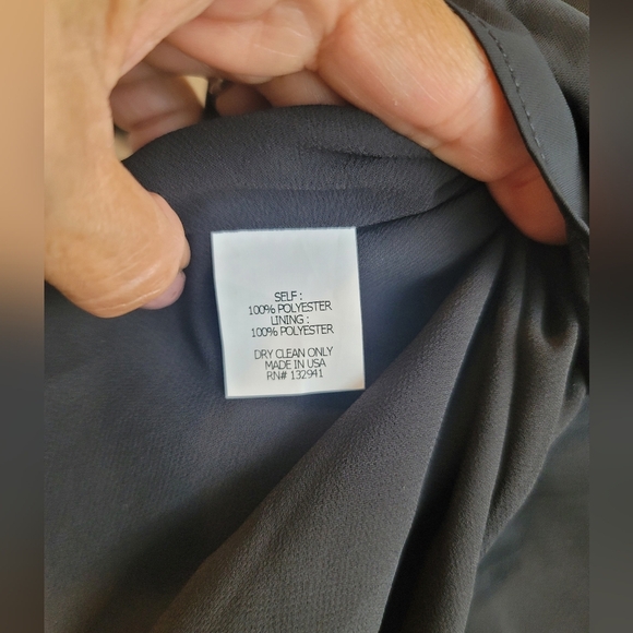 AMANDA UPRICHARD CLASSIC LIYTLE Black dress with Puff Sleeves NWT SIZE 8P - Picture 8 of 10